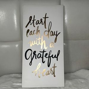🆕 “Start Each Day With A Grateful Heart” Threshold Wall Decor
